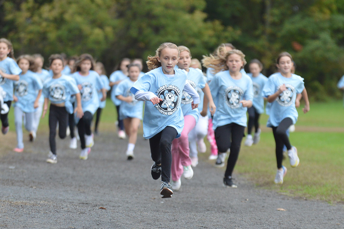 Students race in the Genet Fall Fun Run.