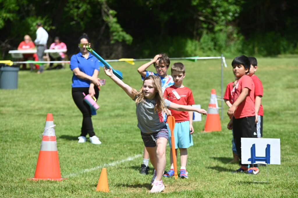 Students competing at Red Mill Field Day